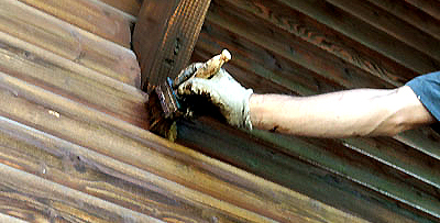 manutenzione e tinteggiatura protettiva case legno, serramenti e rivestimenti
